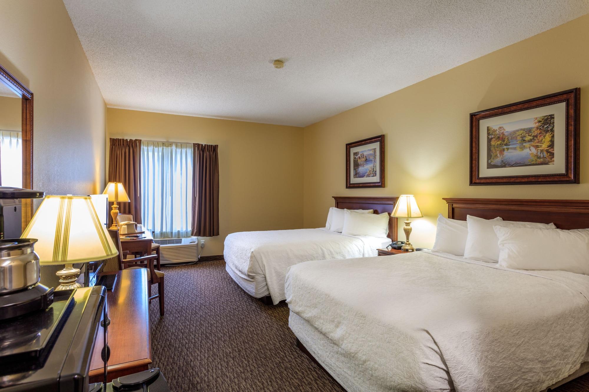 Towers Hotel 3*